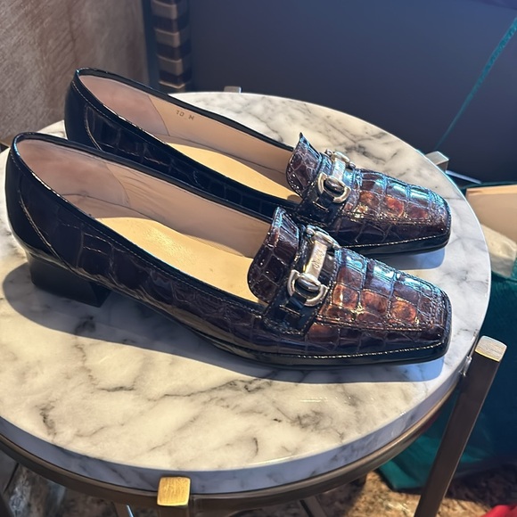 AMALFI By RANGONI Womens Shoes Crocodile Leather Embossed Wine Loafers 10 M - Picture 3 of 8